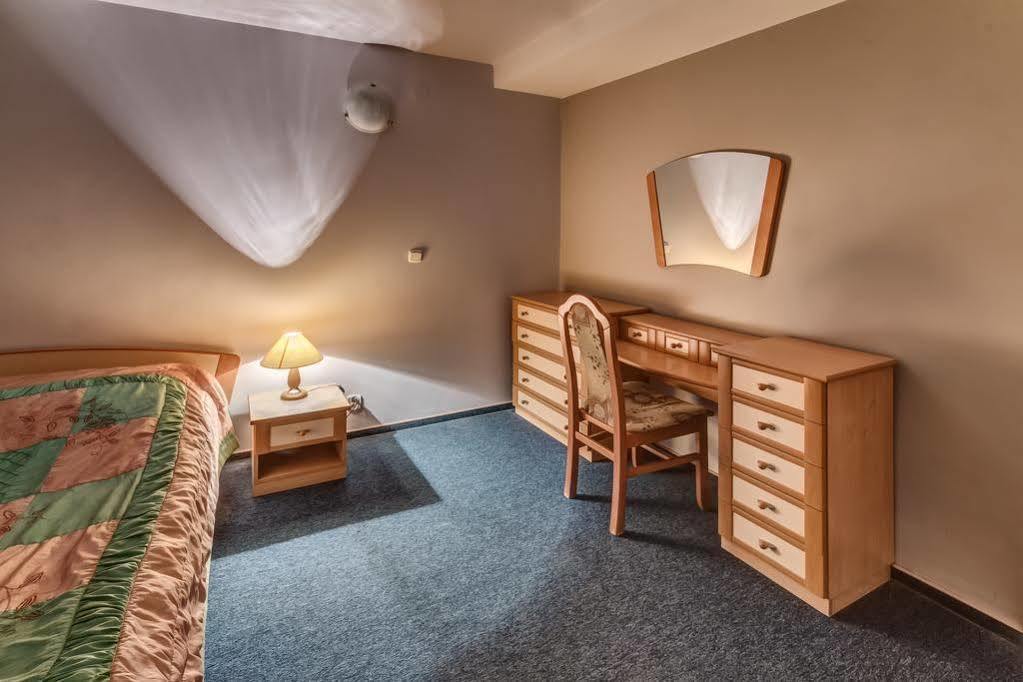 Hotel Kujawy Wloclawek Ngoại thất bức ảnh